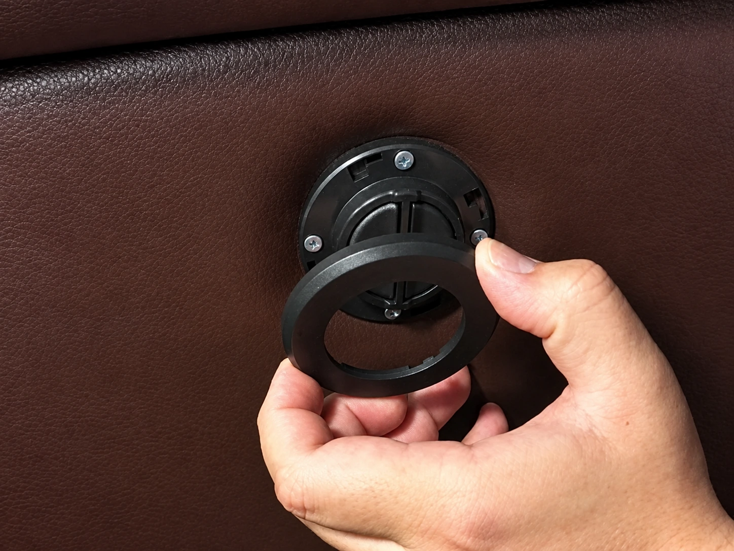 Power recliner switch trim detail